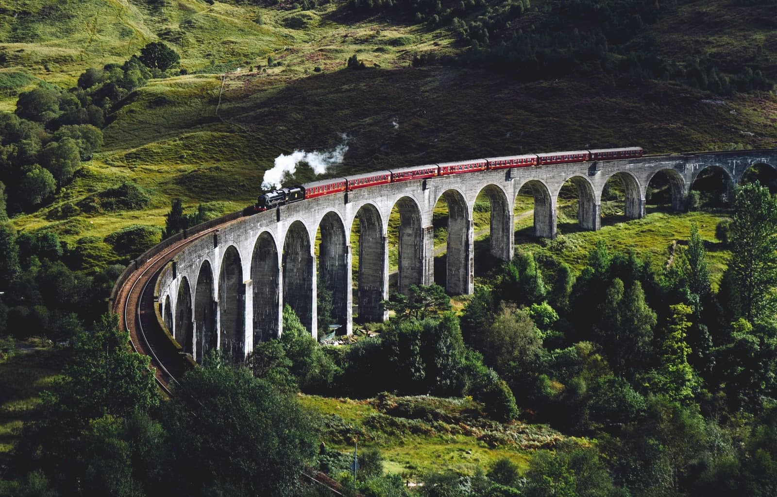 Potters Path: A Spellbinding Scottish Adventure